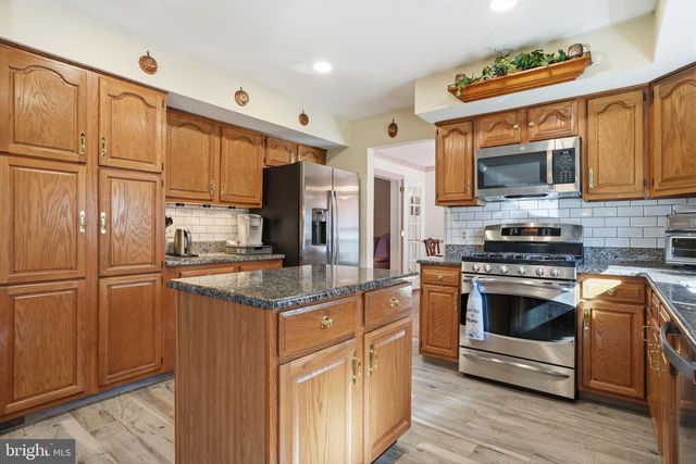 429 GRAND AVE, Langhorne, PA 19047