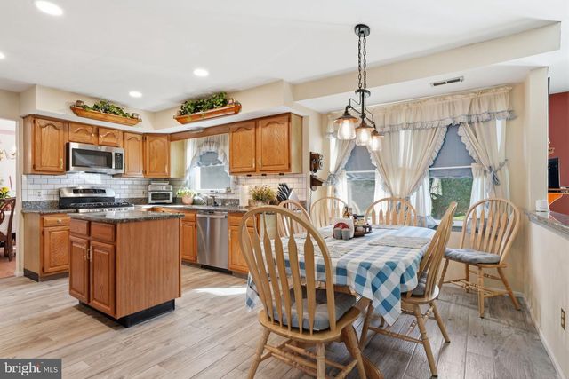 429 GRAND AVE, Langhorne, PA 19047