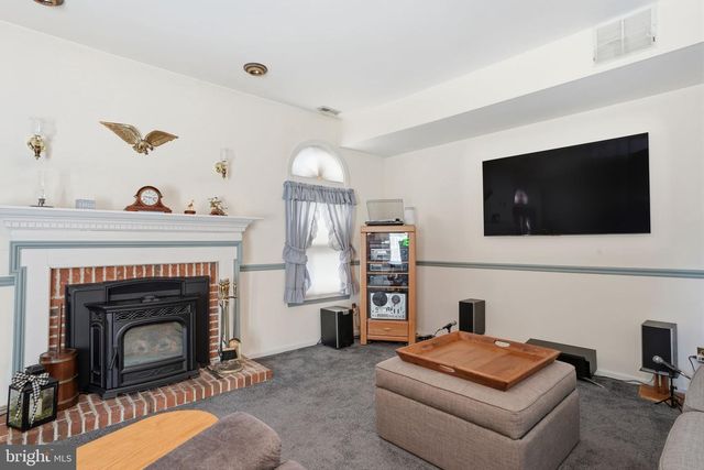 429 GRAND AVE, Langhorne, PA 19047