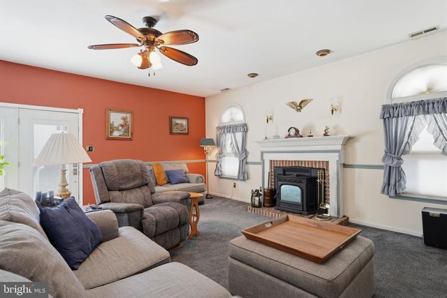 429 GRAND AVE, Langhorne, PA 19047