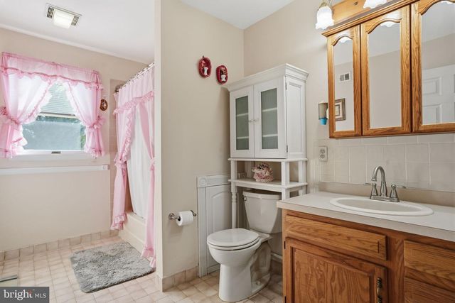 429 GRAND AVE, Langhorne, PA 19047