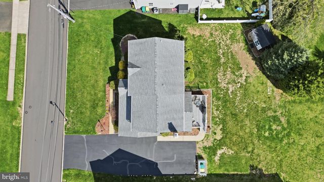 429 GRAND AVE, Langhorne, PA 19047