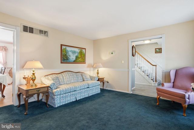 429 GRAND AVE, Langhorne, PA 19047