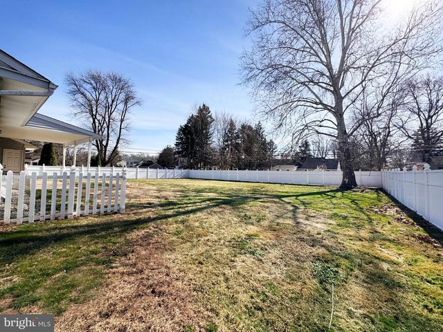 1228 CLYDE RD, Warminster, PA 18974