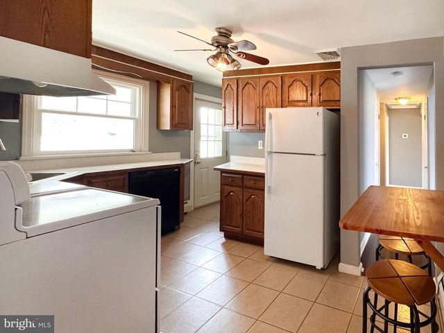 1228 CLYDE RD, Warminster, PA 18974