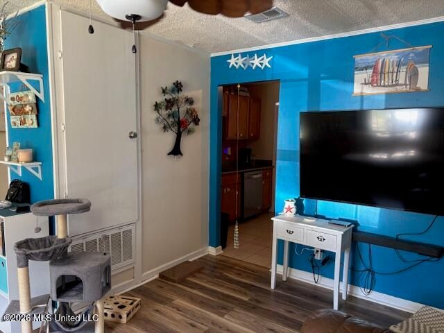 1657 Pringle Circle, Biloxi, MS 39531