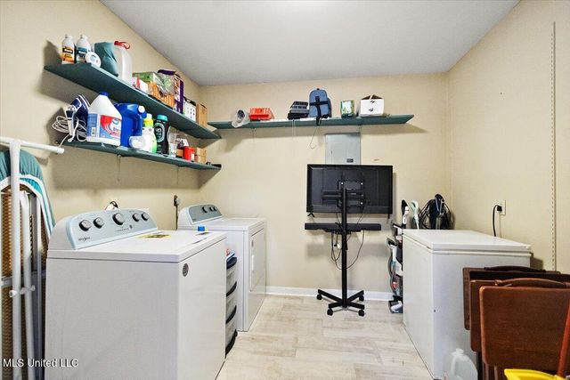 5439 33rd Place, Meridian, MS 39305