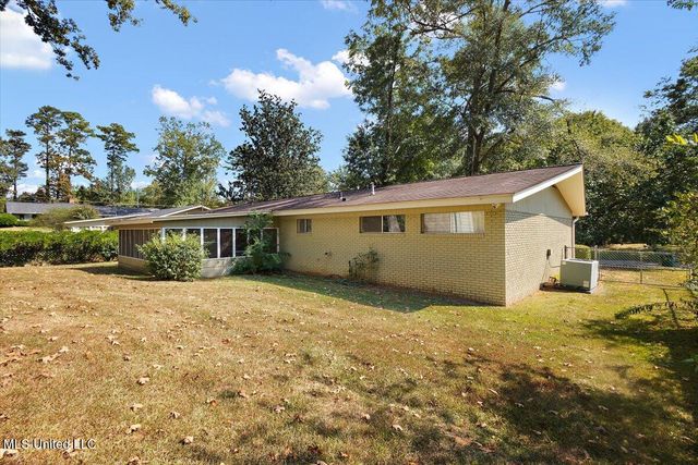 5439 33rd Place, Meridian, MS 39305