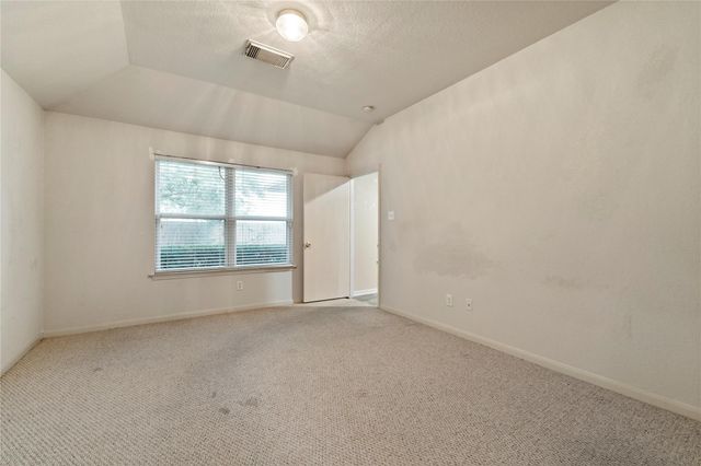 9515 Summer Laurel Lane, Houston, TX 77088