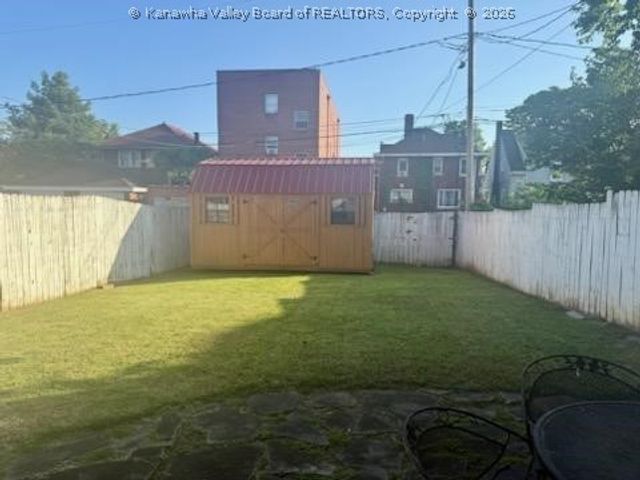 1521 Dixie Street, Charleston, WV 25311