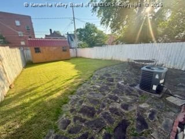 1521 Dixie Street, Charleston, WV 25311