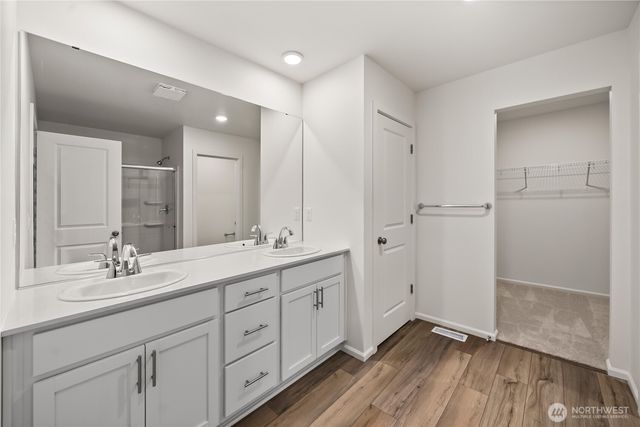 685 Salzer Creek Drive, Centralia, WA 98531