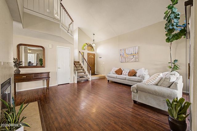 929 E MANOR Drive, Chandler, AZ 85225
