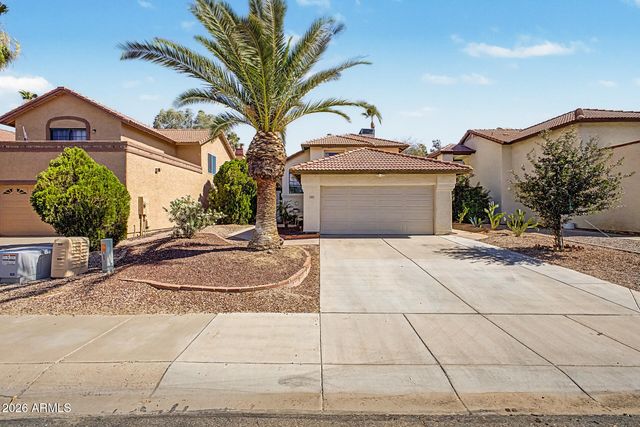 929 E MANOR Drive, Chandler, AZ 85225