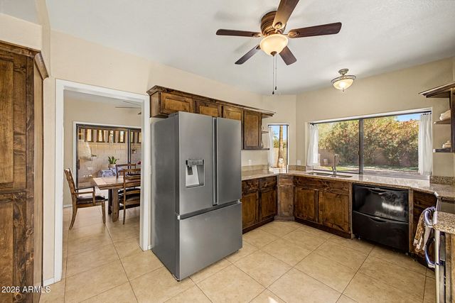 929 E MANOR Drive, Chandler, AZ 85225