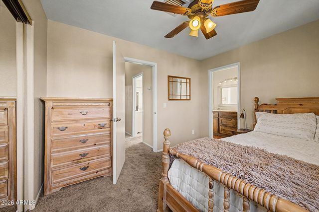 929 E MANOR Drive, Chandler, AZ 85225
