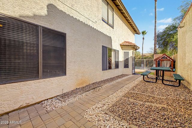 929 E MANOR Drive, Chandler, AZ 85225