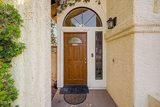 929 E MANOR Drive, Chandler, AZ 85225
