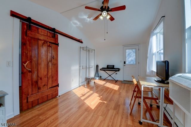 9 Woods Rd, Sandyston Twp., NJ 07826