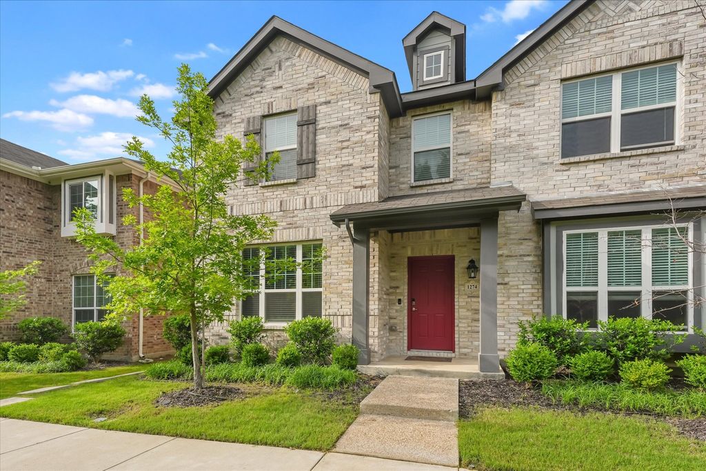 1274 Alamo Drive, Lewisville, TX 75077