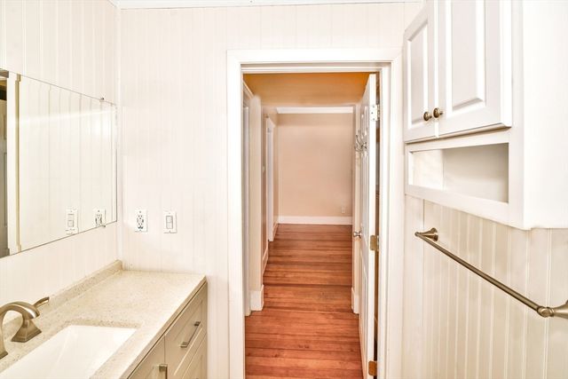 1877 Hyde Park Ave 3, Boston, MA 02136