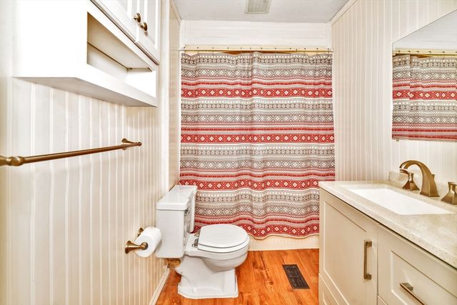 1877 Hyde Park Ave 3, Boston, MA 02136
