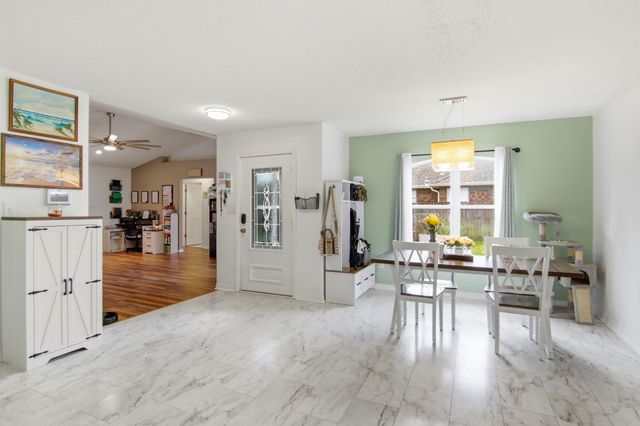 2708 Creeks Edge Lane, Navarre, FL 32566