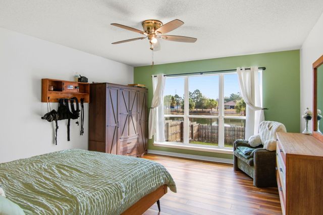 2708 Creeks Edge Lane, Navarre, FL 32566