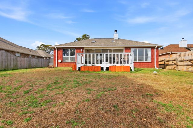 2708 Creeks Edge Lane, Navarre, FL 32566