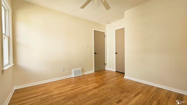 14201 Poplar Street, Southgate, MI 48195