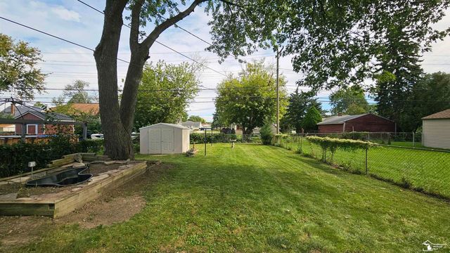 14201 Poplar Street, Southgate, MI 48195