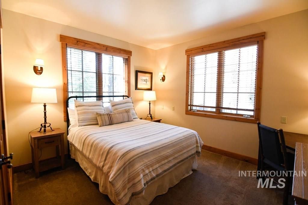 1391 Hearthstone Court 18-D, McCall, ID 83638 photo 12