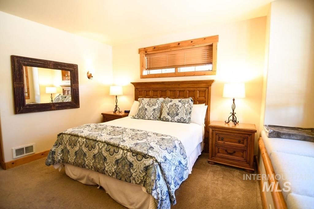 1391 Hearthstone Court 18-D, McCall, ID 83638 photo 15