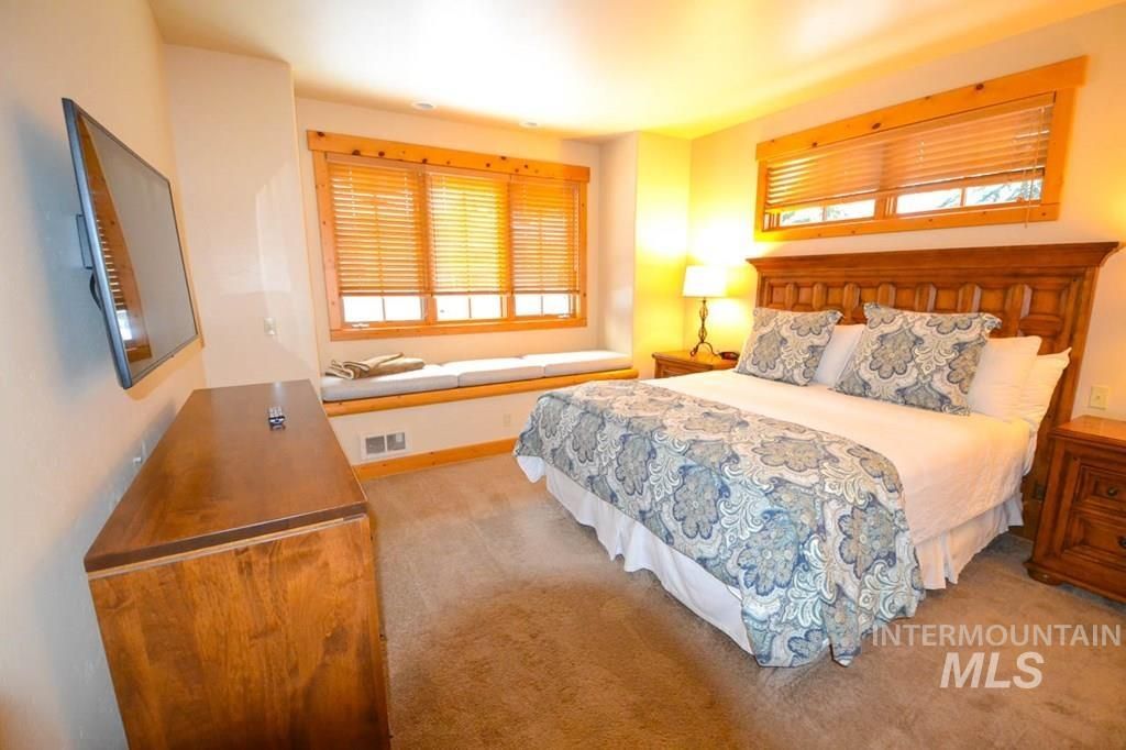 1391 Hearthstone Court 18-D, McCall, ID 83638 photo 16