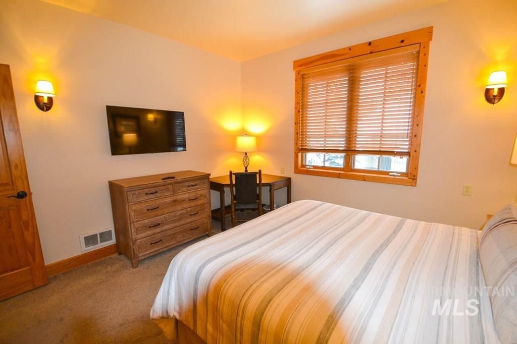 1391 Hearthstone Court 18-D, McCall, ID 83638 photo 24