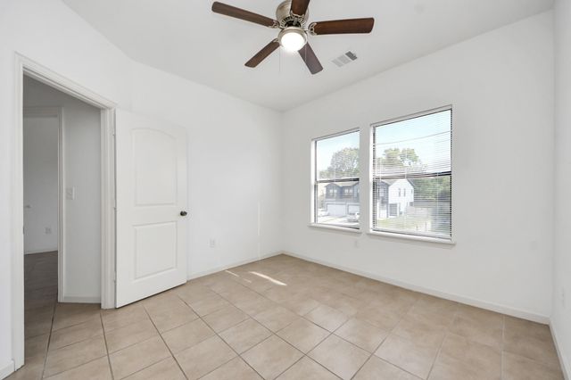 4311 Oak Ridge Drive B, Pasadena, TX 77503