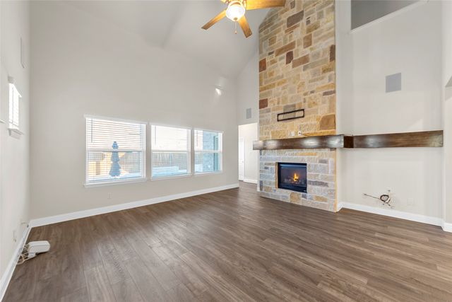 807 Anne Court, Anna, TX 75409