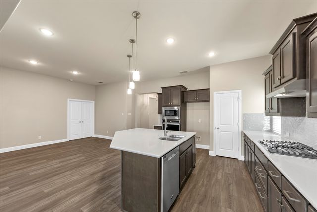 807 Anne Court, Anna, TX 75409