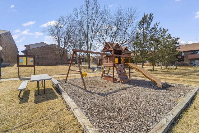 9061 N Park Plaza COURT, Brown Deer, WI 53223