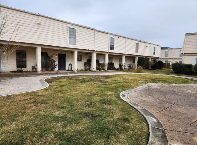 6201 Ranchester Drive 29, Houston, TX 77036