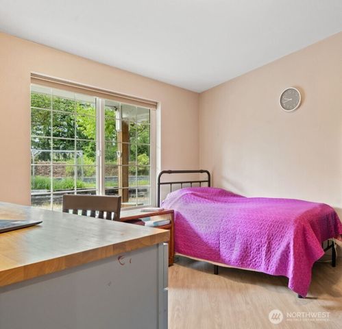 171 E Rauschert Road, Grapeview, WA 98546