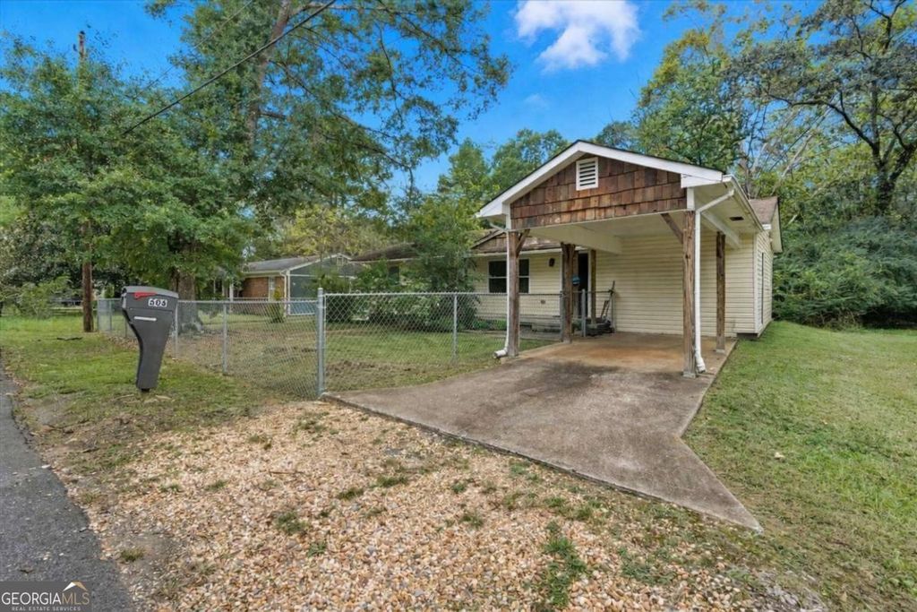 606 Nixon Avenue SW, Rome, GA 30161