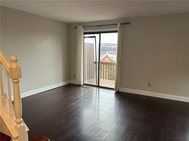 3439 Penn Ave, Lawrenceville, PA 15201