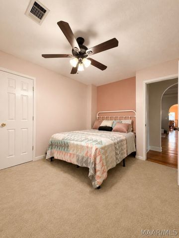 631 INGLESIDE Way, Pike Road, AL 36064