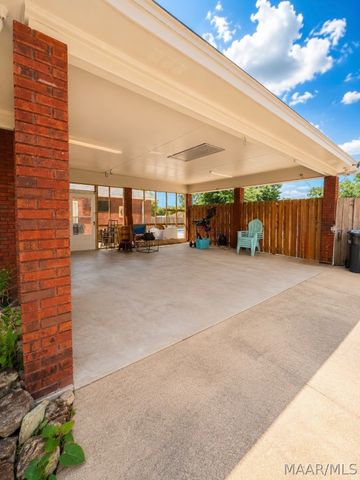 631 INGLESIDE Way, Pike Road, AL 36064