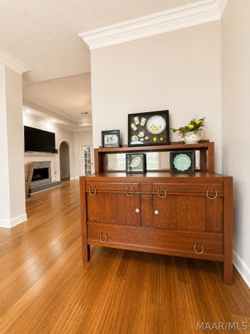 631 INGLESIDE Way, Pike Road, AL 36064