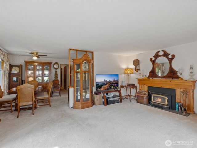 2345 N 130th Street, Seattle, WA 98133