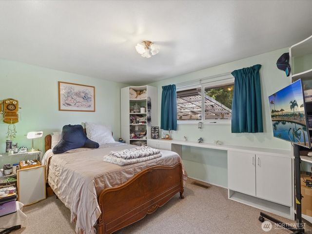 2345 N 130th Street, Seattle, WA 98133