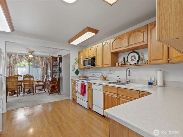 2345 N 130th Street, Seattle, WA 98133