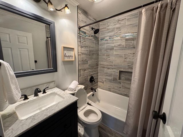 1063 Alcliff Lane, Delhi Twp, OH 45238
